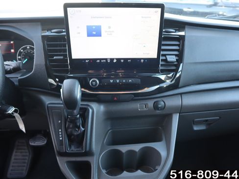 Used 2023 Ford Transit 350 XLT image 22