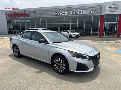 Used 2025 Nissan Altima 2.5 SV