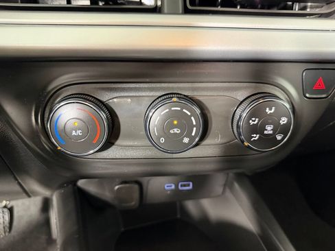 Used 2024 Chevrolet Trax LS FWD image 9