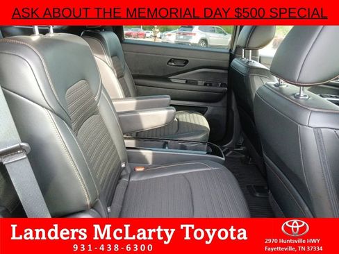 Used 2023 Nissan Pathfinder Rock Creek AWD/4WD image 31