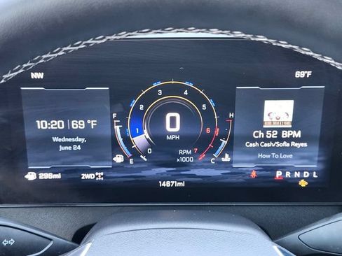 Used 2026 Chevrolet Traverse Z71 w/ Driver Confidence Package AWD/4WD image 33