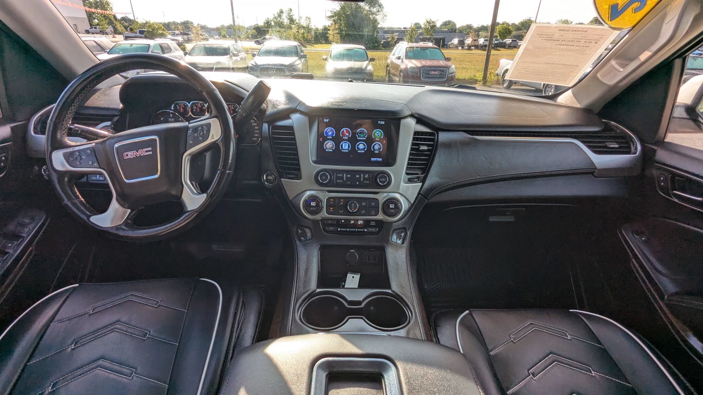 Used 2016 GMC Yukon XL SLT w/ Open Road Package AWD/4WD image 20