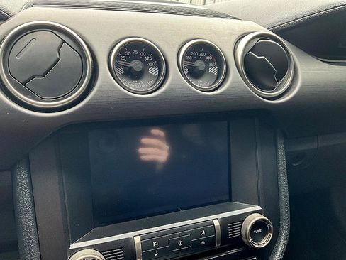 Used 2018 Ford Mustang Shelby GT350 w/ Electronics Package image 18