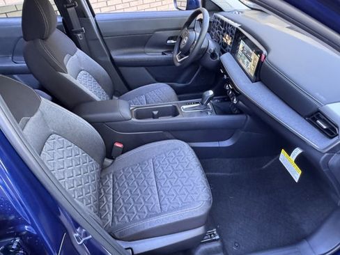 New 2025 Nissan Kicks SV w/ Charging Package image 10