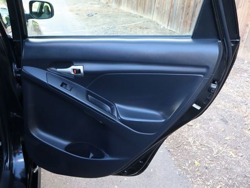 Used 2010 Toyota Matrix image 25