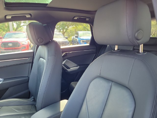 Used 2024 Audi Q3 2.0T Premium AWD/4WD image 21