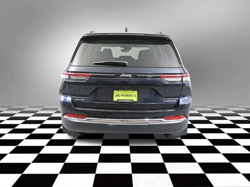 Used 2023 Jeep Grand Cherokee Limited image 6
