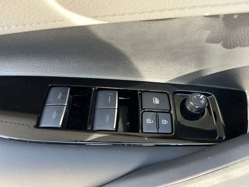 New 2026 Toyota Corolla SE image 12