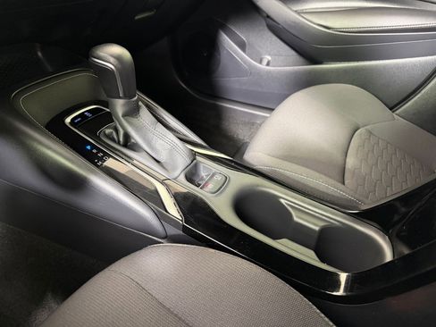 Used 2020 Toyota Corolla SE FWD image 16