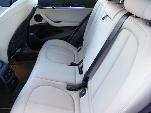 Used 2021 BMW X2 sDrive28i w/ Premium Package image 37