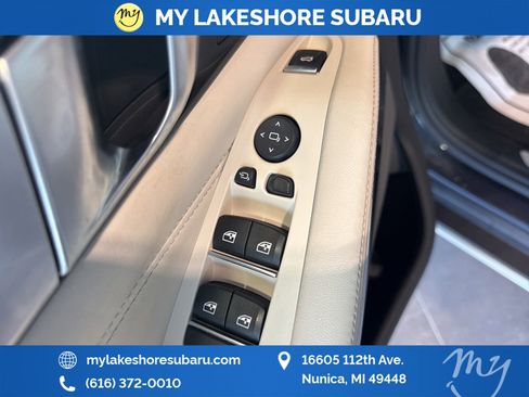 Used 2021 BMW X5 xDrive40i w/ Premium Package AWD/4WD image 18