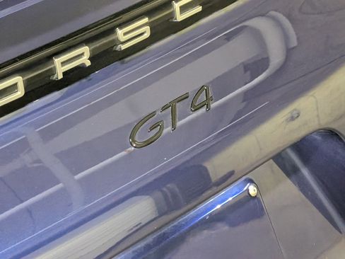 Certified 2021 Porsche 718 Cayman GT4 RWD image 17