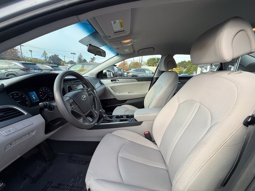 Used 2015 Hyundai Sonata SE FWD image 23