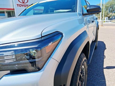 Used 2025 Toyota 4Runner TRD Off-Road Premium w/ Tow Technology Package AWD/4WD image 12