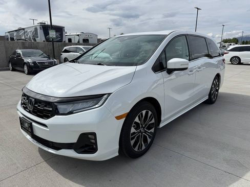 Used 2026 Honda Odyssey Elite image 7
