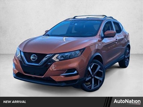 Used 2021 Nissan Rogue Sport SL image 1