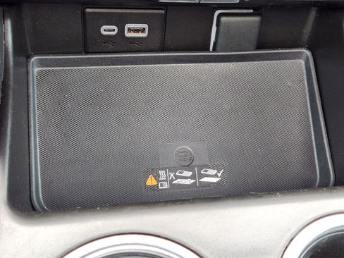 Used 2024 Chevrolet Tahoe RST w/ Luxury Package image 17