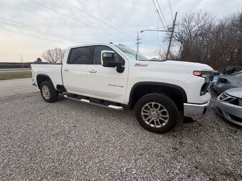 Used 2025 Chevrolet Silverado 2500 LTZ w/ LTZ Plus Package AWD/4WD image 6