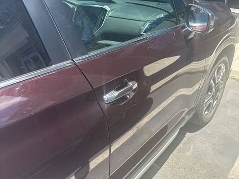 Used 2023 Subaru Ascent Touring AWD/4WD image 18