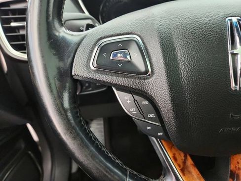 Used 2016 Lincoln MKX Reserve w/ Climate Package AWD/4WD image 22