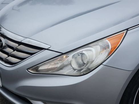 Used 2012 Hyundai Sonata SE image 7