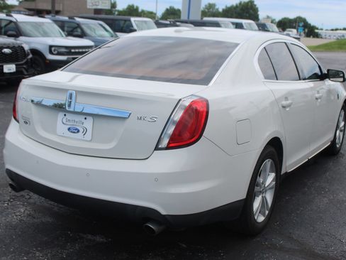 Used 2010 Lincoln MKS FWD image 7