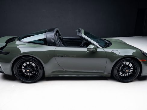 Used 2026 Porsche 911 Targa 4 GTS image 38