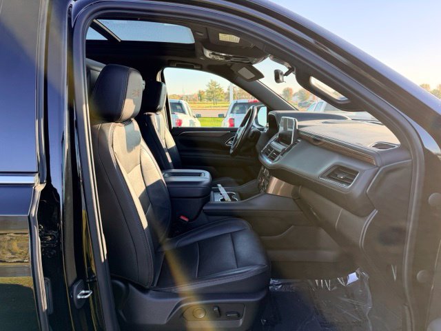 Used 2021 Chevrolet Tahoe High Country AWD/4WD image 11