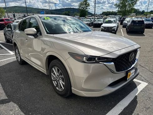 Used 2025 MAZDA CX-5 AWD 2.5 S w/ Preferred Package image 7