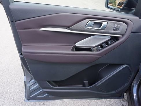 New 2026 Ford Explorer Platinum image 30