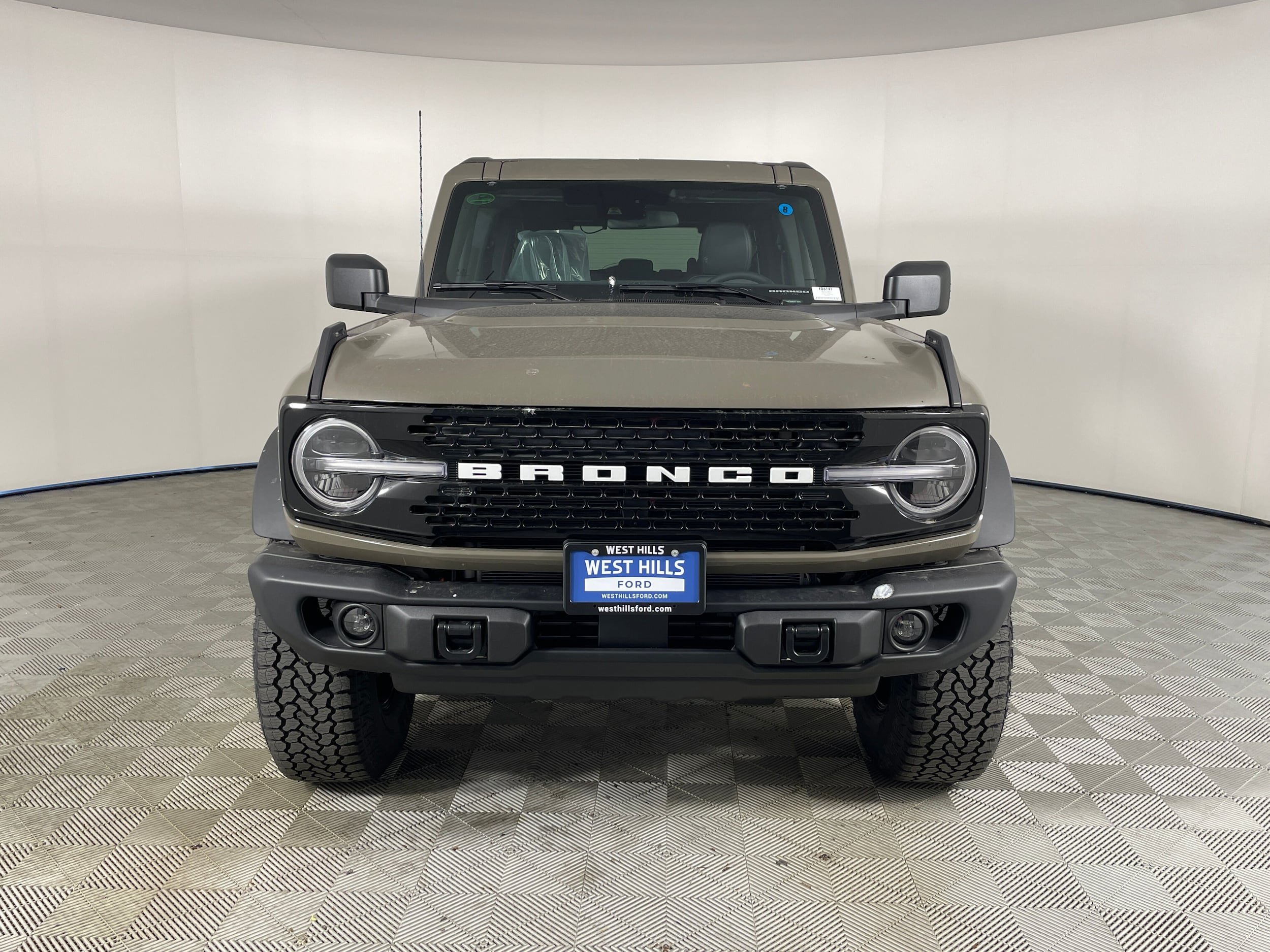 New 2026 Ford Bronco Badlands w/ Sasquatch Package AWD/4WD image 16