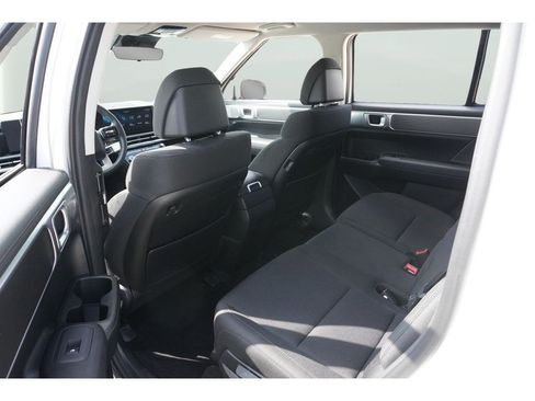 Used 2025 Hyundai Santa Fe SE FWD image 24