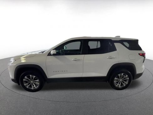 Used 2025 Chevrolet Equinox LT image 8