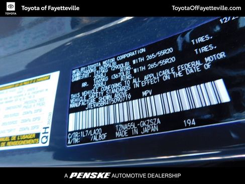 Used 2026 Toyota 4Runner Limited AWD/4WD image 9