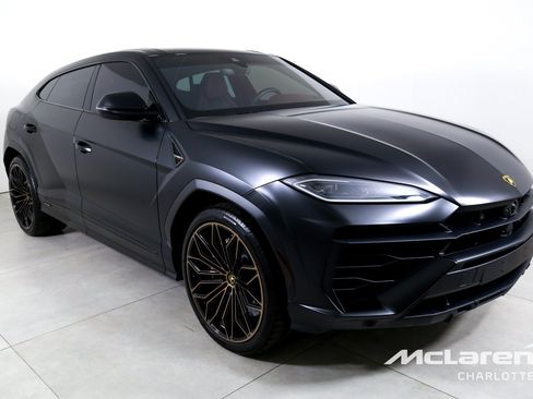 Used 2025 Lamborghini Urus S AWD/4WD image 3