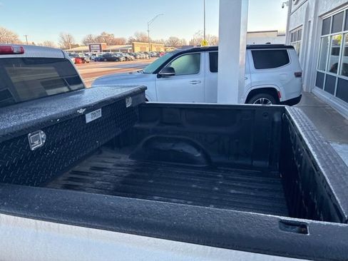 Used 2007 Chevrolet Silverado 1500 LTZ w/ EZ-Lift Tailgate Package image 9