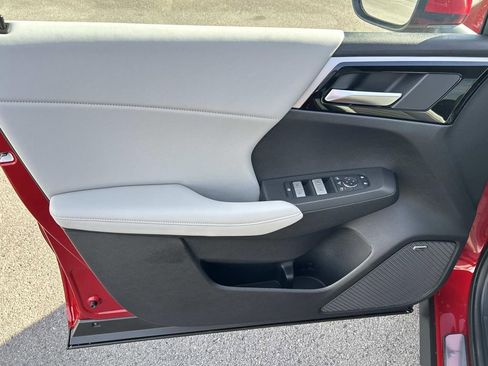 New 2026 Mitsubishi Outlander SE image 22