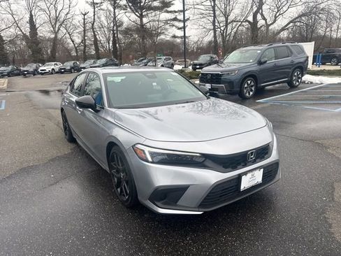 Used 2023 Honda Civic Sport image 10