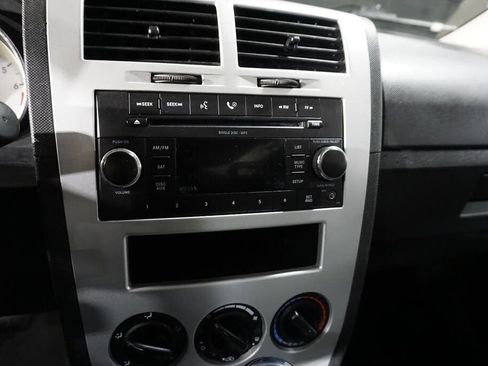 Used 2009 Dodge Caliber SXT FWD image 17