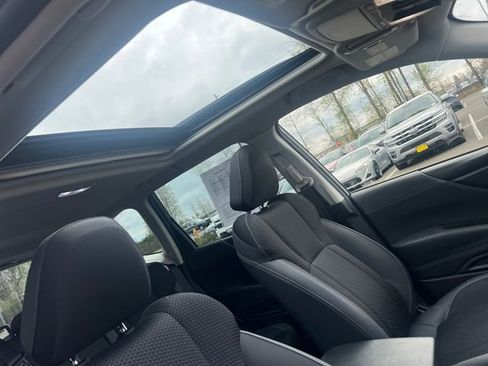 Used 2023 Subaru Forester Premium image 16