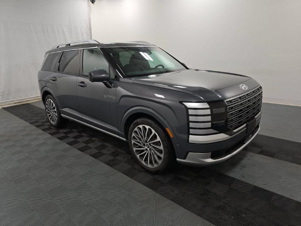 Used 2026 Hyundai Palisade Calligraphy AWD/4WD image 3
