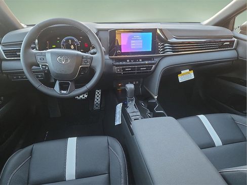 New 2026 Toyota Camry SE image 15