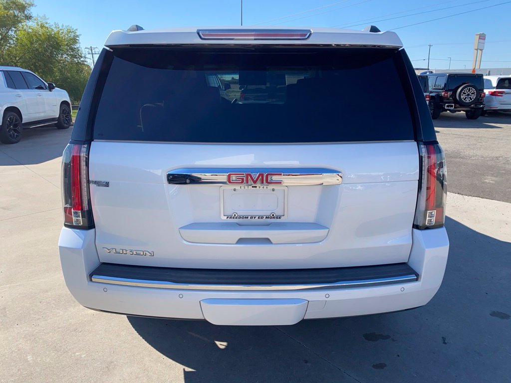 Used 2017 GMC Yukon Denali w/ Open Road Package RWD image 4
