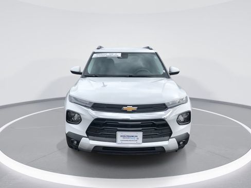 Used 2023 Chevrolet TrailBlazer LT FWD image 3