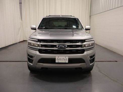 Used 2022 Ford Expedition Max Limited AWD/4WD image 3