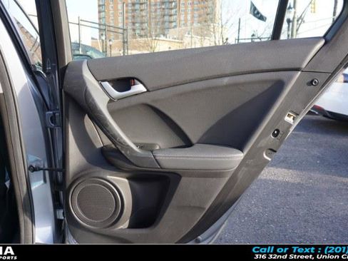 Used 2011 Acura TSX w/ Technology Package image 27