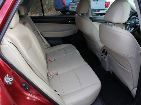 Used 2016 Subaru Outback 3.6R Limited image 35