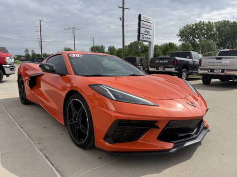 Used 2020 Chevrolet Corvette Stingray Preferred Cpe w/ 2LT Preferred Equipment Group RWD image 35