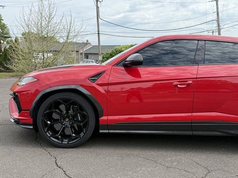 Used 2024 Lamborghini Urus Performante AWD/4WD image 5
