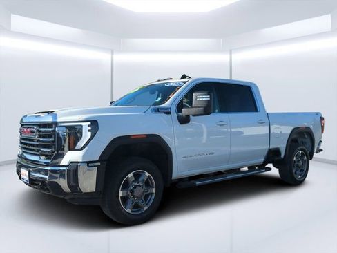 Used 2025 GMC Sierra 2500 SLE image 7